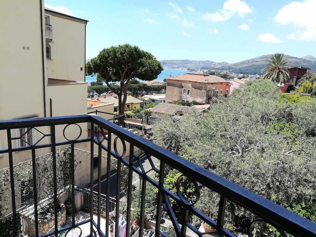 Apartmán Casa Dinky Attico Con Terrazza Vista Mare Formia Exteriér fotografie