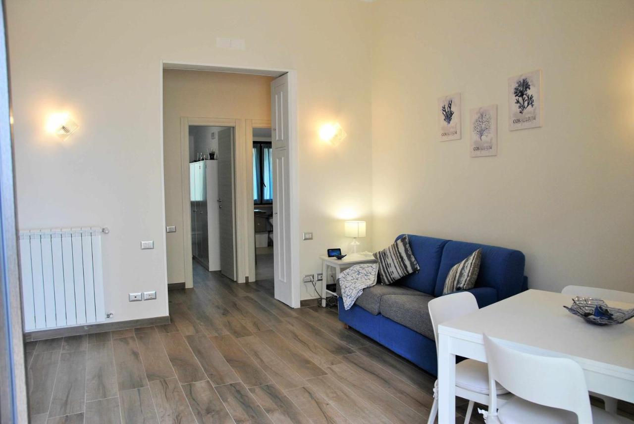 Apartmán Casa Dinky Attico Con Terrazza Vista Mare Formia Exteriér fotografie
